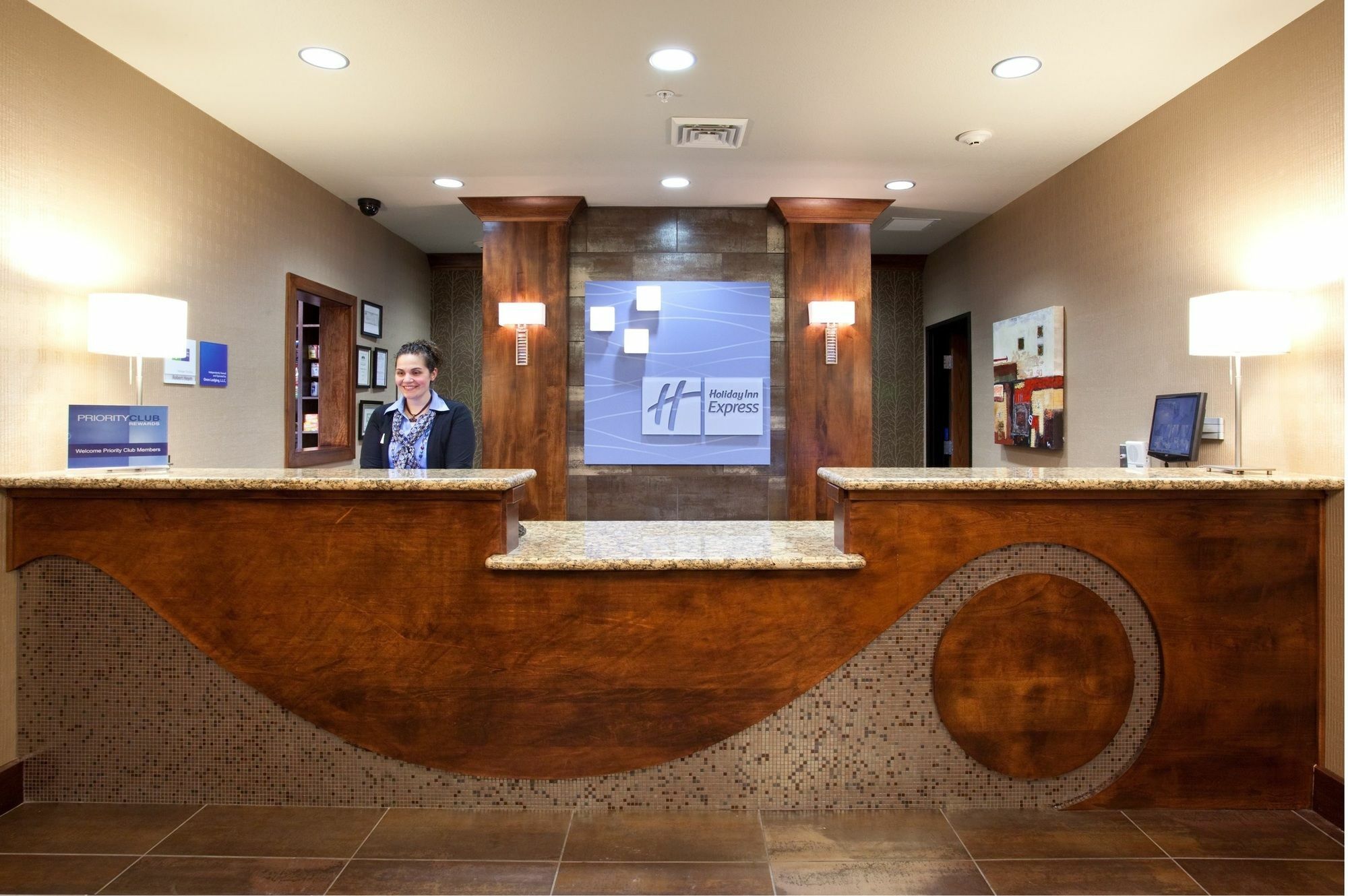 Holiday Inn Express Orem-North Provo By Ihg Exterior foto